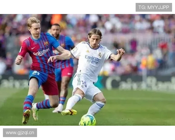 皇马多线作战压力加剧，阵容深度短板逐步显现