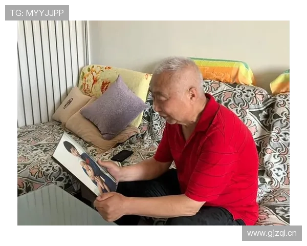 看到刘洋随手刷卡的那一刻，我三个月工资都觉得自己是假币